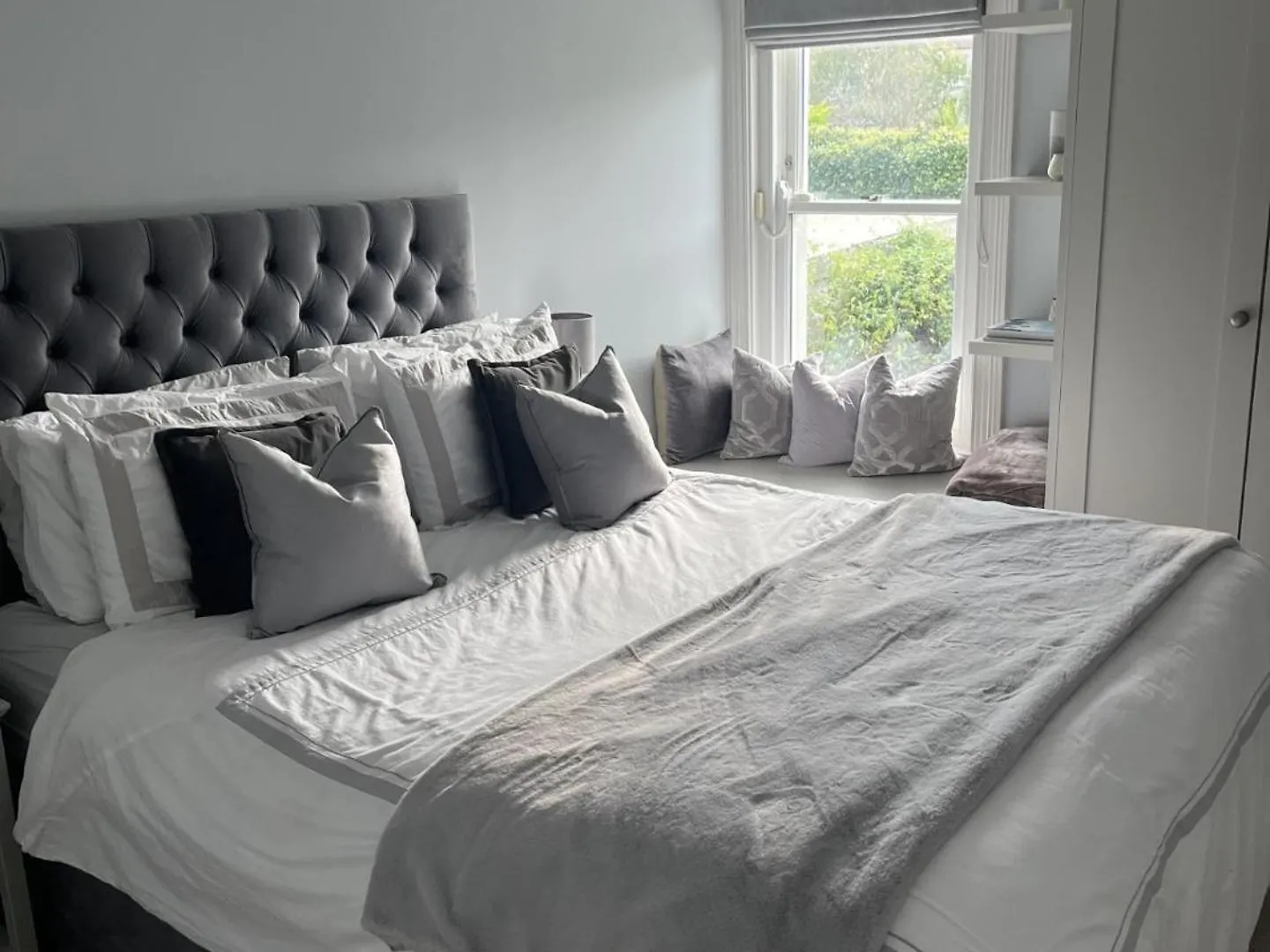 Beautiful 3 Bed House In Rathgar Short Walk To Dublin City Centre 0*,  Ireland